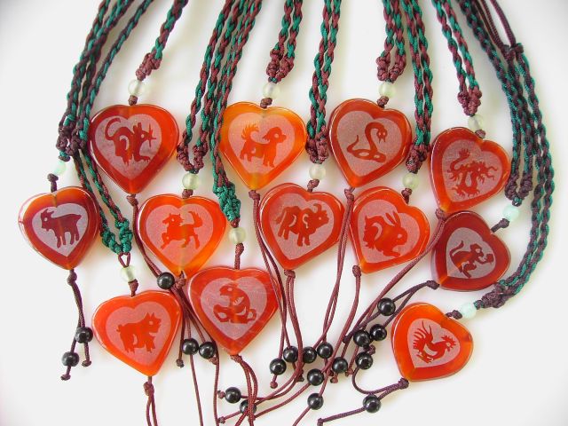 Signs of the Chinese zodiac (heart shape)